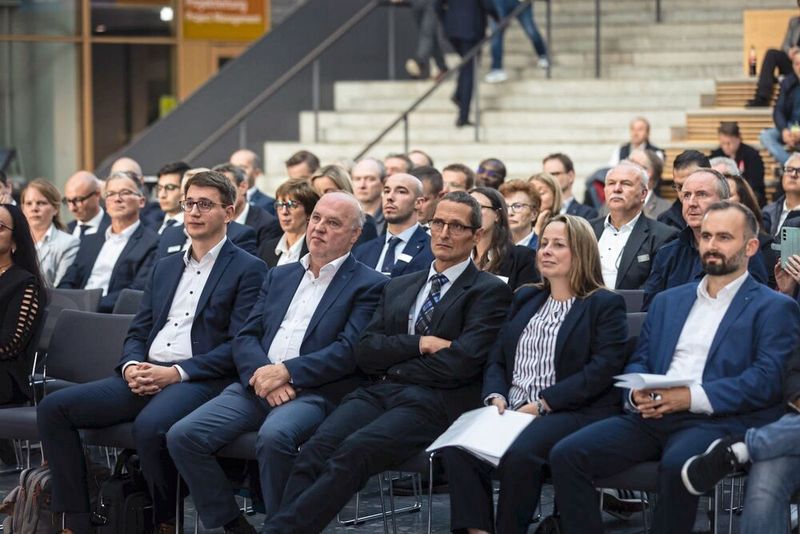Impressionen der Verleihung des „best Award“ 2025 am ersten Messetag. (Bild: Jürgen Biniasch)