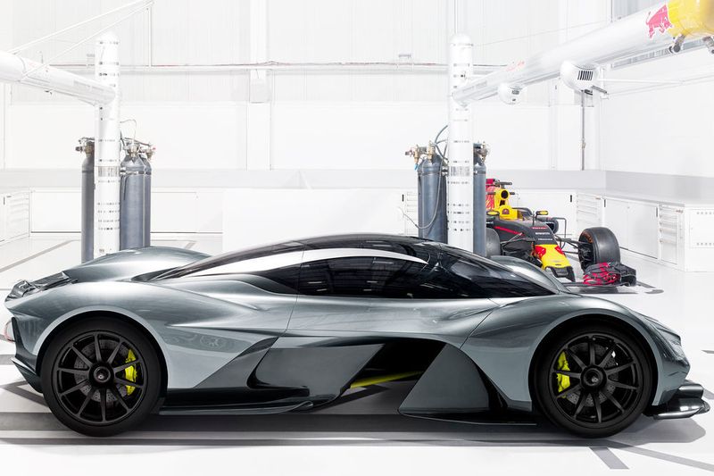 Den AM-RB 001 entwickelten Adrian Newey, Marek Reichman und David King. (Aston Martin)