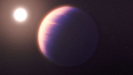 Abb. 1: Eine Illustration, die zeigt, wie der Exoplanet WASP-39 b nach dem derzeitigen Wissen über den Planeten aussehen könnte. Diese Illustration basiert auf indirekten Transitbeobachtungen von Webb sowie anderen erdgebundenen und Weltraumteleskopen. Abb. 1: Eine Illustration, die zeigt, wie der Exoplanet WASP-39 b nach dem derzeitigen Wissen über den Planeten aussehen könnte. Diese Illustration basiert auf indirekten Transitbeobachtungen von Webb sowie anderen erdgebundenen und Weltraumteleskopen.