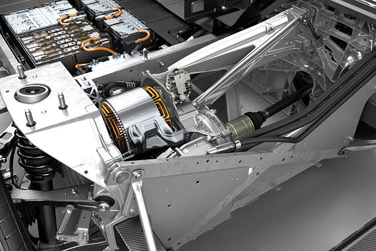 Der Elektromotor sitzt direkt an der HInterachse. Gegen die Angst zu geringer Reichweite ist der i3 auch mit Range Extender zu haben. (Foto: BMW)