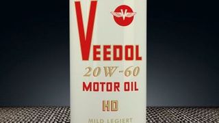 Veedol bietet ab sofort auch Klassiköle an. (Veedol)