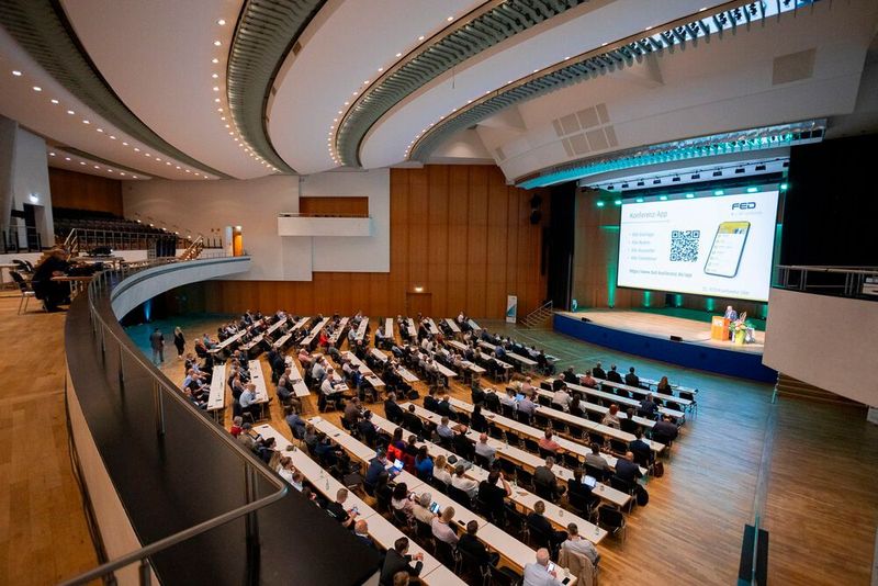 Das war die 32. FED-Konferenz in Ulm. Die 33. FED-Konferenz findet am 24. und 25. September 2025 in Lübeck statt.  (Bild: Copyright Pia Simon photography)