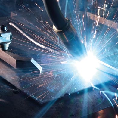 lichtbogenschweissen-sensorik-lessmueller-lasertechnik-300dpi-2480x1394v1 (Copyright: Lessmüller Lasertechnik GmbH)