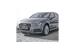 So sieht der Audi A3 S-line im Original aus. Bis er so weit hergerichtet war, ... (Dotzilla, © EVZ - stock.adobe.com)