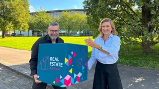 Die Projektleitung der Real Estate Arena wandert von Hartwig von Saß in die Hände von Inga Frauendorf. (Bild: Deutsche Messe)