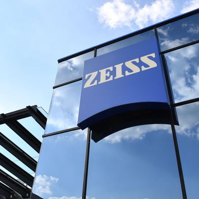Zeiss kauft das auf Holografie spezialisierte Unternehmen Ceres Holographics. (Bild: Zeiss)