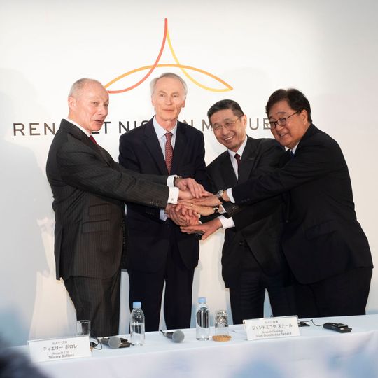 V.l.: Thierry Bolloré (CEO Renault), Jean-Dominique Senard (Chairman Renault), Hiroto Saikawa (CEO Nissan) und Osamu Masuko (CEO Mitsubishi)(Bild:  Nissan)
