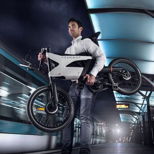 Peugeot Pedelec Hybrid Bike AE21(Peugeot Design Lab)