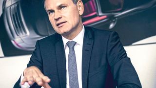 Gegen Porsche-Chef Oliver Blume wird ermittelt. (Porsche/Lichtgut/Max Kovalenko)