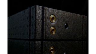 Batteriemodule aus Schaumwerkstoff sind leichter und erlauben flexibleren Formen als solche aus Metall. Voltabox hat den Kunststoff für den Einsatz in Traktionsbatterien qualifiziert. (Voltabox)