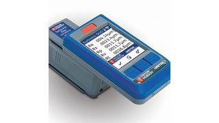 Eine einfache Einknopfbedienung liefert eine umfassende Reihe von rückverfolgbaren Messergebnissen einschließlich einer detaillierten Profilgrafik. (Bild: Taylor Hobson)