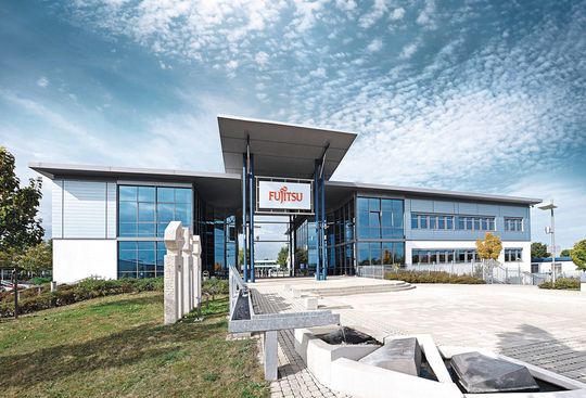 EMV-Prüfungen: Das Product Compliance Center von Fujitsu in Augsburg ist neben Paderborn  ein akkreditiertes Test- und Zertifizierungszentrum.(Fujitsu Technology Solutions GmbH)