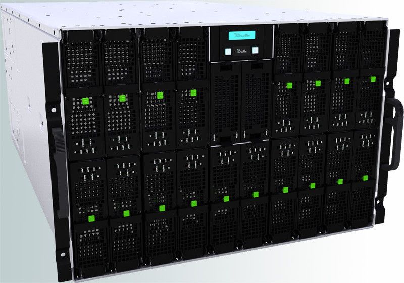 Vorderansicht von Bullx-Server-Blades (Bild: Bull)