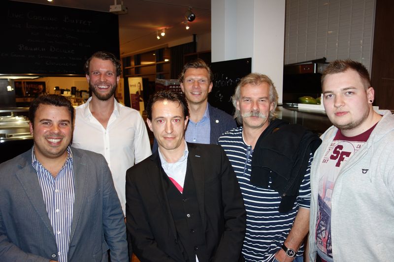 (v. l.) Marcel Moberz, VOSS, Stephan Teinert und Wojtek Kosecki, Wortmann, Carsten van Straelen, trans-acta, Dirk Czychun und Thomas Lammert, leocom (Bild: IT-BUSINESS)