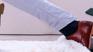 Mit MEMS-Sensoren lassen sich Stürze von Personen erkennen (Photoshop)