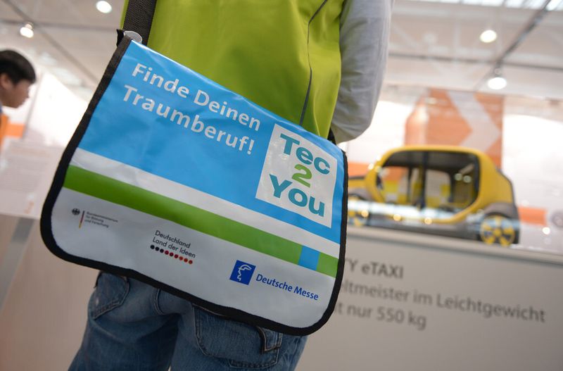 Mit der Initiative Tec2You hat die Deutsche Messe gemeinsam mit den Ausstellern der Hannover-Messe ein geeignetes Nachwuchskräfteprogramm etabliert. (Bild. Deutsche Messe)