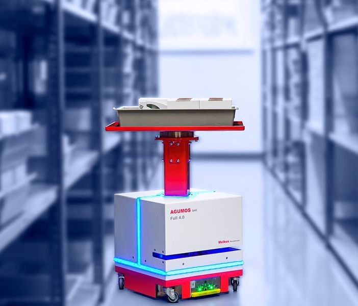 Agumos Q40: Der wendige Kleinteil-Transporter ist ausgestattet mit hochmoderner Automatisierungstechnik von Sigmatek. (Sigmatek)