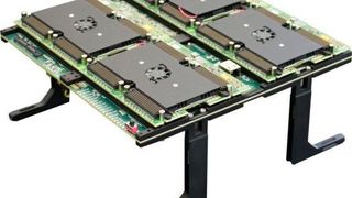 Das proFPGA quad Motherboard mit Virtex®-7 FPGA-Modulen: proFPGA System ist ein äußerst flexibles und skalierbares High-Performance-FPGA-System und eine der leistungsfähigsten Multi-FPGA-Plattformen auf dem Markt. (PRO DESIGN Electronic)