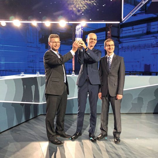 Glückliche Sieger mit dem deutschen Zukunftspreis 2022 Glückliche Sieger mit dem deutschen Zukunftspreis 2022