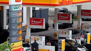 An einigen Shell-Tankstellen sollen Elektro-Autos künftig in wenigen Minuten genug Strom für eine Fahrleistung von 100 Kilometern aufnehmen können. (Shell)