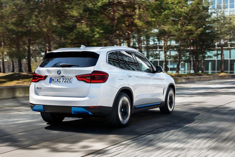 Der iX3 steht zugleich für eine neue Generation des E-Drive genannten Elektro-Antriebssystems von BMW, welches 2021 auch in dem Modellen i-Next sowie i4 zum Einsatz kommen soll.  (Bild: BMW)