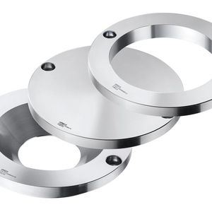 Mit diesen neuen Zentrierflanschen der Varianten Z7517/…, Z7526/… und Z7527/… will Hasco Montagefehler beim Einbau von Spritzgießwerkzeugen in die Spritzgießmaschine vermeiden und beim Zeitsparen helfen.(Bild:  Hasco)