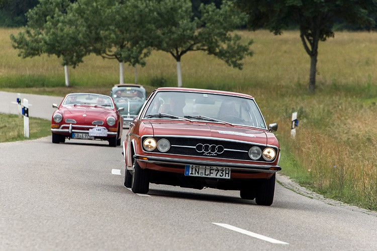 Klassische Audi waren dabei ebenfalls mit von der Partie ... (Foto: Volkswagen)