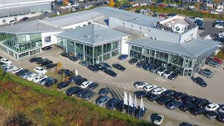 Vom Standort in Würzburg lenkt Rhein die Geschicke der angrenzenden Wirtschaftsräume. (Bild: Rhein)