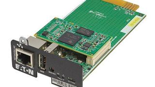 Eatons Gigabit Network Card (hier im Bild) und die Industrial Gateway Card erfüllen sowohl die Cyber-Sicherheitsstandards der International Electrotechnical Commission (IEC) als auch die von UL (Underwriters Laboratories).  (Eaton)