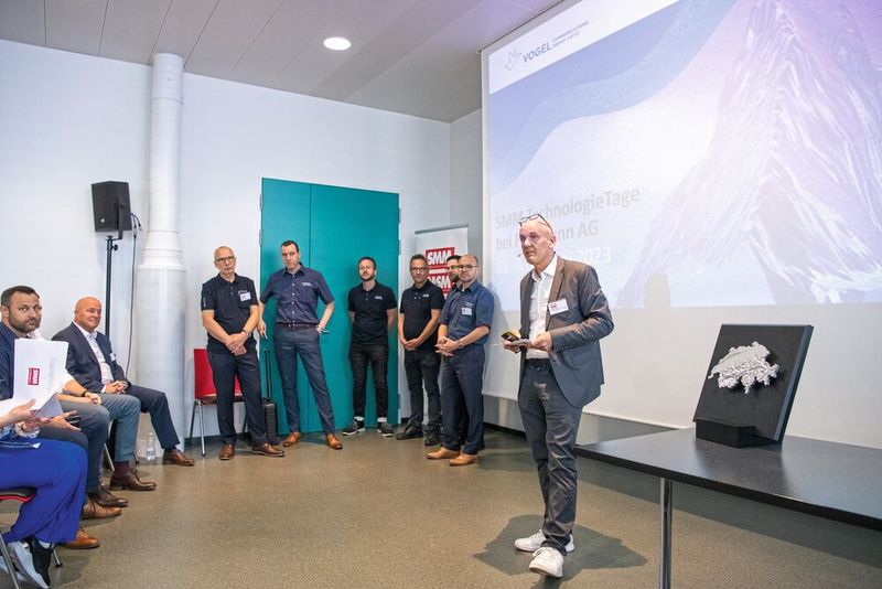 Matthias Böhm, Geschäftsleitung Vogel Communications Group Schweiz und Chefredaktor SMM moderierte den zweiten Tag der SMM Technologietage bei Fehlmann AG. (Bild: Thomas Entzeroth)