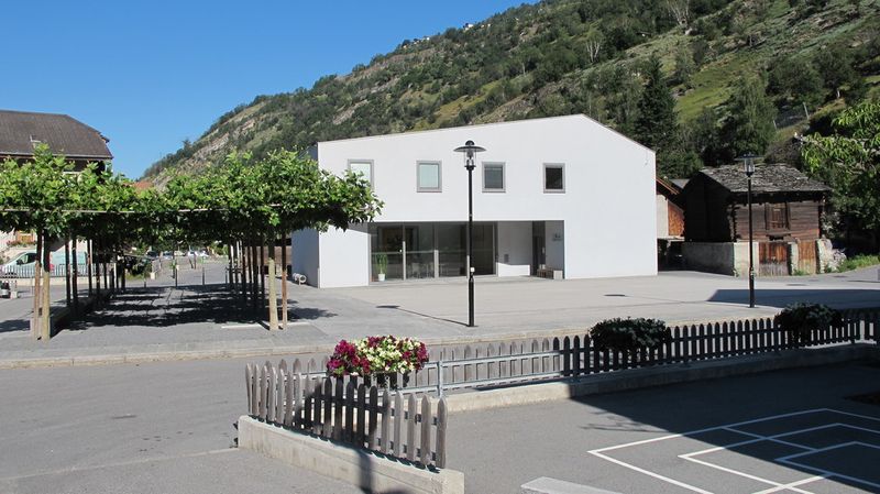 Die Neue Leitzentrale im Gemeindehaus Baltschieder. Dort könenn die wichtigsten Informationen zentral auf einem Blick abgerufen werden. (Bild: Endress+Hauser)