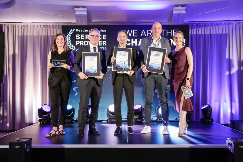 Gestartet in die diesjährige Preisverleihung der Service Provider Awards in der Kategorie Application Hosting mit den glücklichen Gewinnern: Profihost (Silber), netlogix GmbH & Co. KG (Gold) und QualityHosting (Platin). (Bild: Vogel IT-Medien)