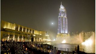 Die Dubai Fountain befindet sich in Downtown Burj Dubai. Bild: CompAir (Archiv: Vogel Business Media)