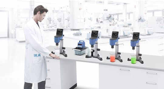 Vier Geräte, vier Messbereiche. Die Geräte der IKA ROTAVISC Serie ermitteln exakt und sicher die Fließkurven Ihrer Flüssigkeiten.(Bild:  IKA)