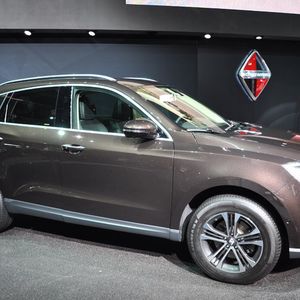 Unter der Haube steckt ein 224 PS starker Vierzylinder-Benziner.(Foto:  Wehner)