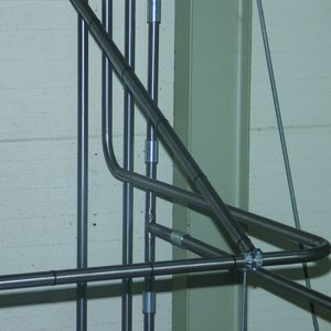 Die Edelstahlrohre der zentralanlage sind so verbunden, dass sich an der Verbindungsstelle keine Pilz-Nester bilden können.