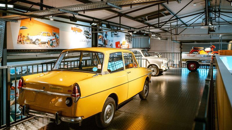 Die Ausstellung beleuchtet exemplarisch, wie technische Errungenschaften, Trends und Marken den Alltag einmal prägten und wie sie allmählich verschwanden.  (Bild: www.spieker-fotografie.de)