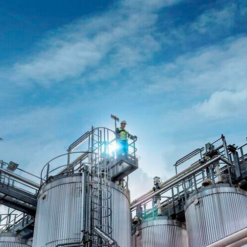 Siemens will leverage the power of its Sigreen solution, a tool to track and manage product carbon footprint. Siemens will leverage the power of its Sigreen solution, a tool to track and manage product carbon footprint.
