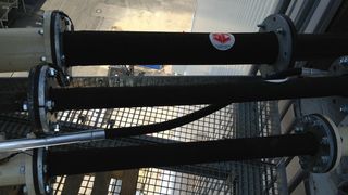 Auch flexible Keramik-Schläche können jetzt mit dem Wlan-Frühwarnsystem ausgestattet werden. (Bild: Th. Scholten)