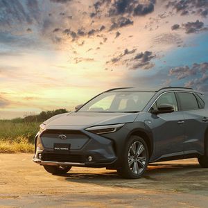 Subaru hat sein erstes Elektroauto vorgestellt: den Solterra.(Bild:  Subaru)