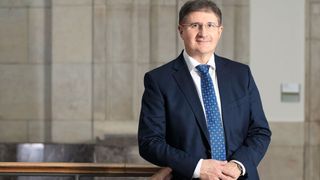 Thomas Popp, Amtschef der Sächsischen Staatskanzlei und CIO des Freistaates lädt den eGovernment Summit 2022 nach Dresden ein (Matthias Rietschel)