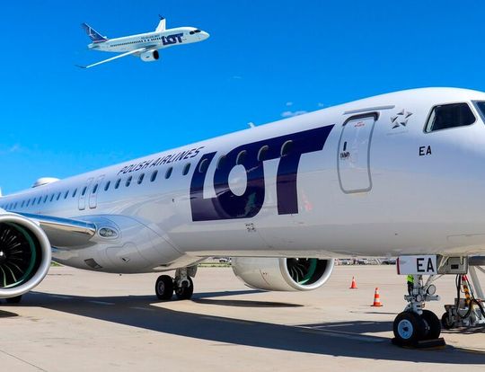 In Le Bourget bei Paris läuft gerade die weltgrößte Luftfahrtmesse Paris Air Show. Mit dabei ist natürlich Airbus. Und gleich am ersten Messetag konnte man Bestellungen für mindestens 105 Maschinen verbuchen. Allein 40 Airbus A220 gehen an die polnische Fluggesellschaft Lot ...(Bild:  Lot)