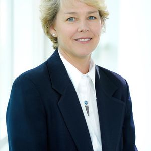 Lisa Davis wird im Vorstand der Siemens AG für die Divisionen Power and Gas, Wind Power and Renewables und Power Generation Services sowie für die Regionen Nord- und Südamerika zuständig sein.