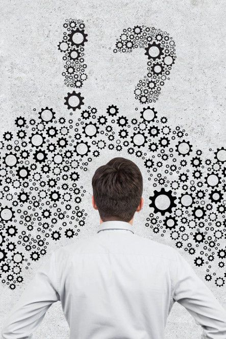 Für die Betriebe ist es eine Herausforderung, aus der Vielzahl an Dealer-Management-Systemen genau das passende für sich zu finden.(Bild:  © denisismagilov - stock.adobe.com)