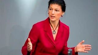 Die Bürokratiekosten für deutsche Unternehmen liegen noch immer bei zig Milliarden Euro. Es gibt bisher nur marginale Einsparungen von wenigen Millionen, wie Statista ermittelt hat. Sarah Wagenknecht (BSW) spricht von einem Konjunkturkiller und fordert den Bürokratie-Schredder ... (Bild: ZSB)
