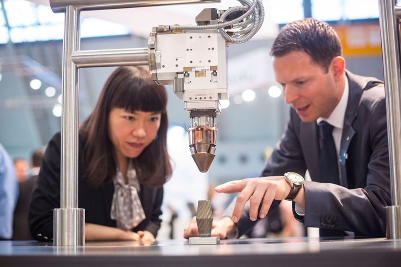 Den hohen Praxisbezug der Messe lobten Besucher wie Aussteller. (Messe Stuttgart/Thomas Wagner)