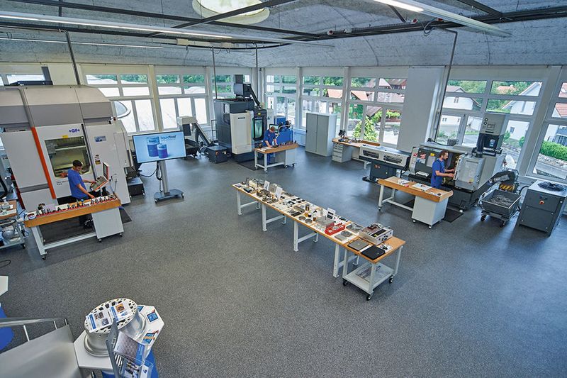 Hier werden neue Schmierstoffe auf Herz und Nieren getestet: Das Technologie Center von Blaser Swisslube. (Kistler)