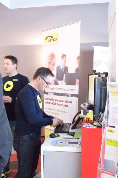 Zahlreiche Sponsoren stellten ihre Loesungen im Forum aus. (IT-BUSINESS)