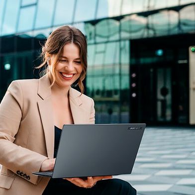 Acer hat neue Notebooks der Travelmate-Reihe vorgestellt; dazu gehört auch das ultraleichte Travelmate P6 14 AI. (Bild: Acer)