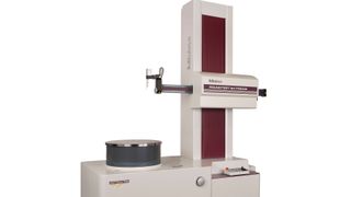 Das Rundheitsmessgerät  Roundtest RA-6000CNC ist für Werkstücke bis 350 kg geeignet. (Mitutoyo)